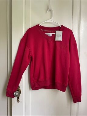 Hunter Women's Red V-Neck Sweatshirt